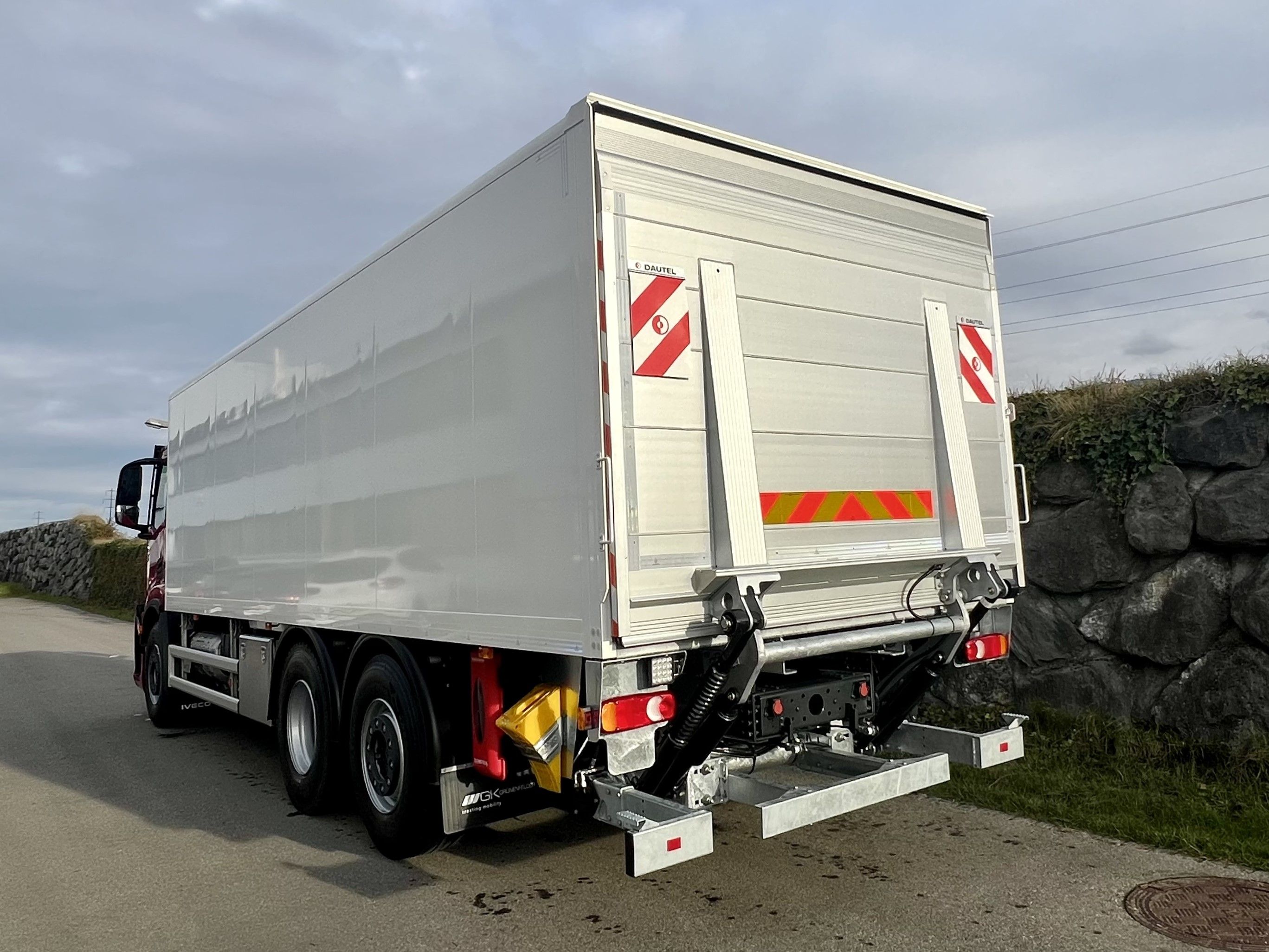 Individuelle Aufbauten für anspruchsvolle Transportwege