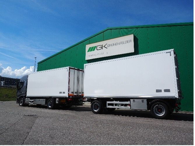 Drehschemelanhänger für die Fahrschulausbildung